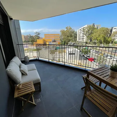 Urbansky Con Terraza Apartment *